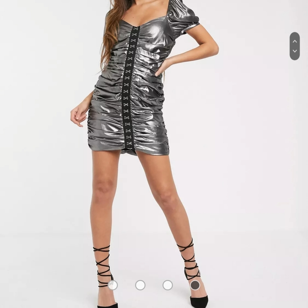 Skylar rose ruched mini dress with ballon sleeves in silver metallic